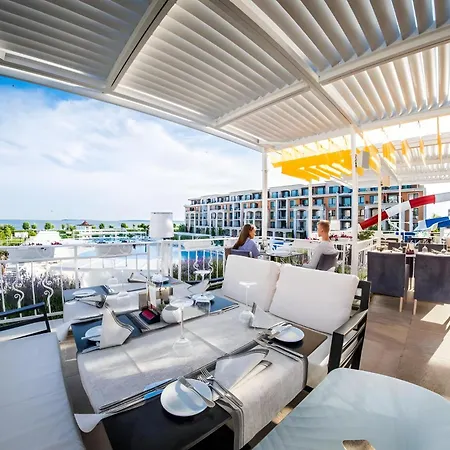 Premier With Pool & Sea View Apart Otel *