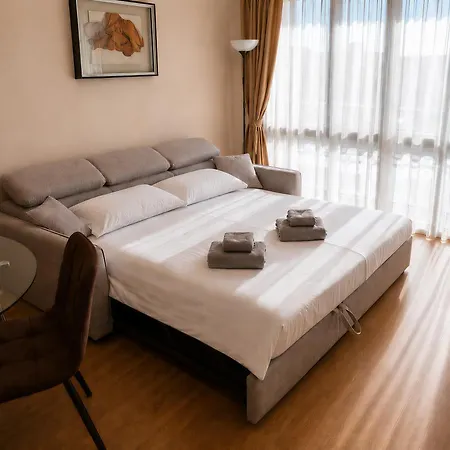 Premier With Pool & Sea View 4* Sveti Vlas